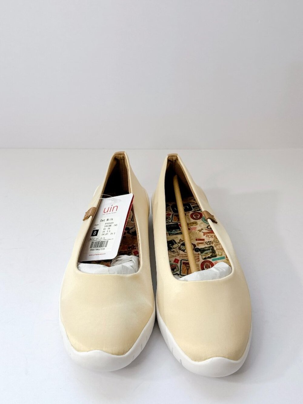 Women’s Size 8 UIN Oat Milk Cream Slip-On Comfort Travel Shoes Silk